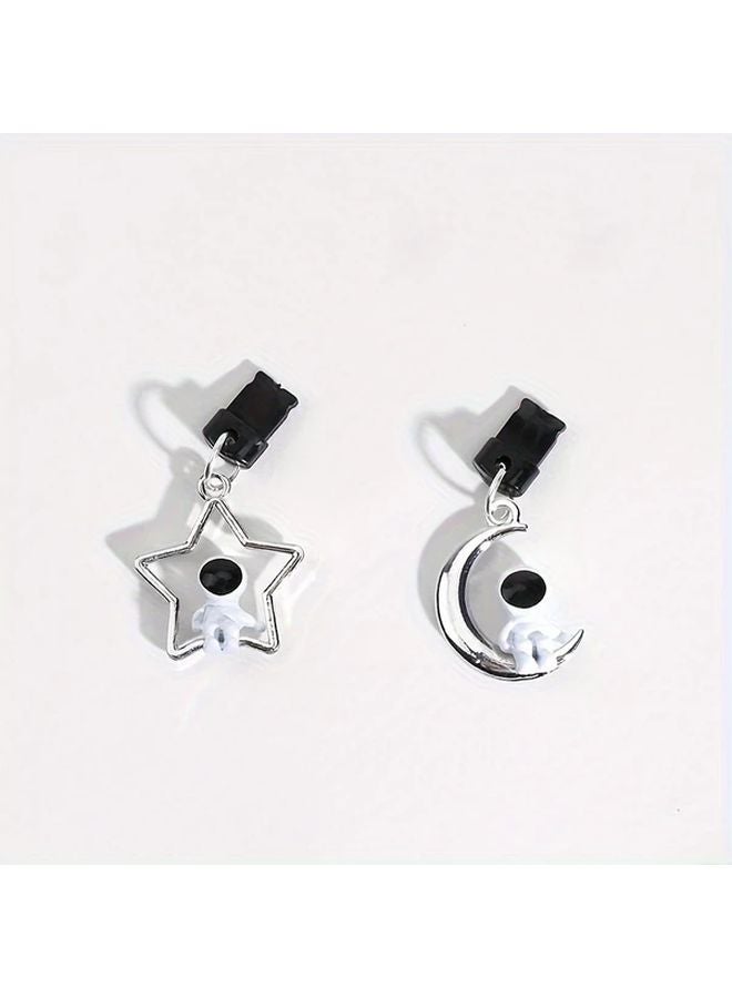 قطعتان سدادة غبار للهاتف بلون فضي، غطاء عالمي لمنفذ الشحن، قلادة رائد فضاء ونجم وقمر - Image 1