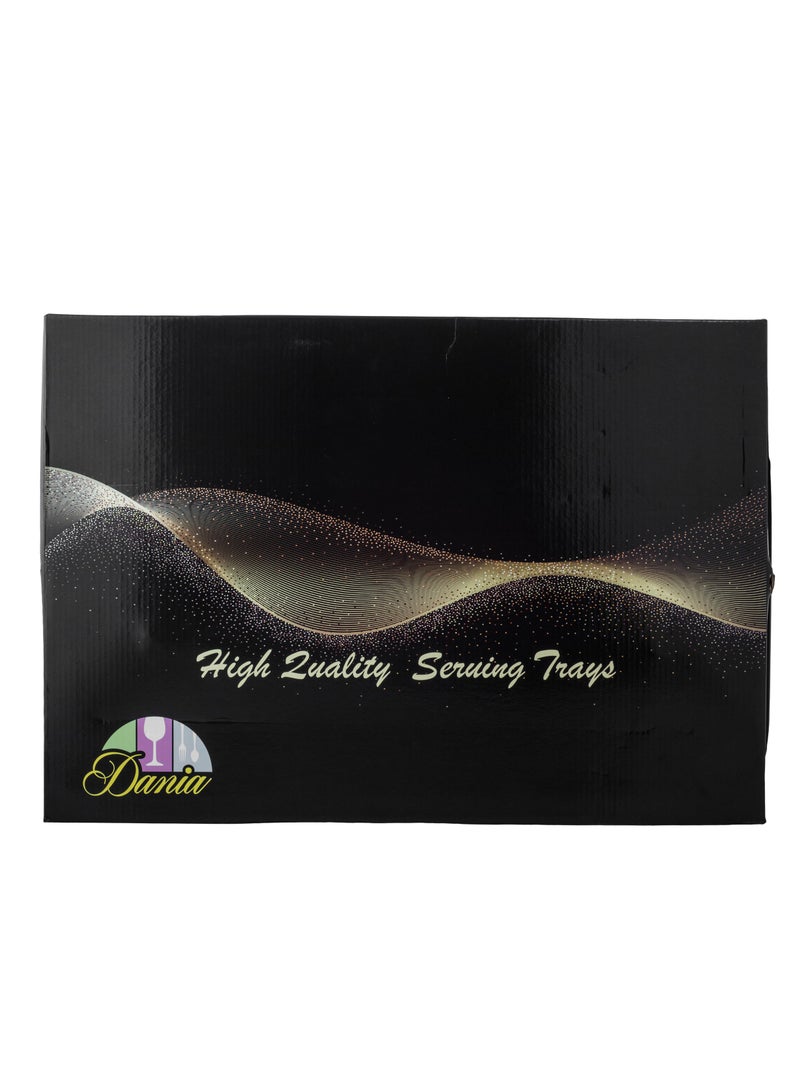 Dania A set of 3 gilded metal trays of different sizes with a sophisticated and beautiful design, suitable for all presentations and occasions. - Image 5