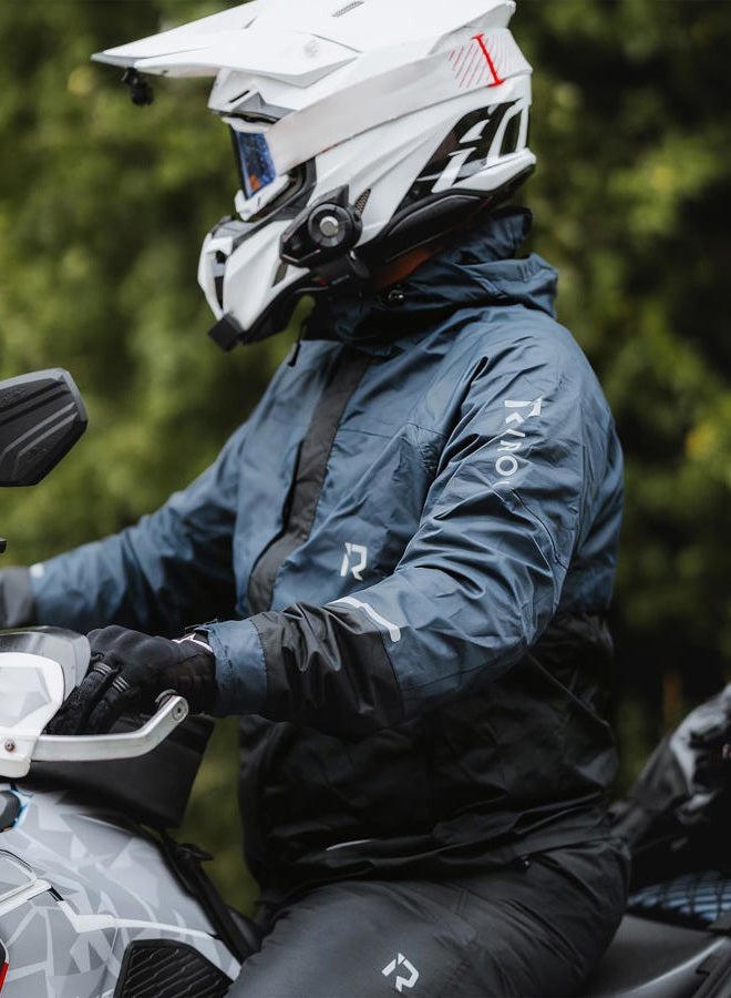 RIDEIRON بدلة مطر دراجات نارية للرجال - 10 مم مقاومة للماء وقابلة للتنفس وعاكسة وخفيفة الوزن ومضغوطة مع حماية كاملة للدراجات النارية, زرقاء, L - Image 3