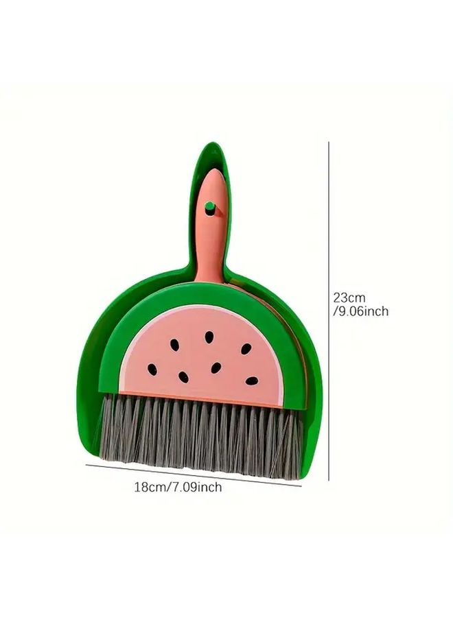 مجموعة ممسحة ومنشفة صفراء صغيرة الحجم للتنظيف على المكتب والطاولة - Image 3
