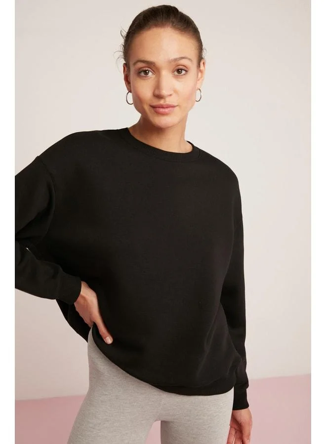 Ethiquet Sahra Women's Cotton Soft Oversized Round Neck Basic Black Sweatshirt.