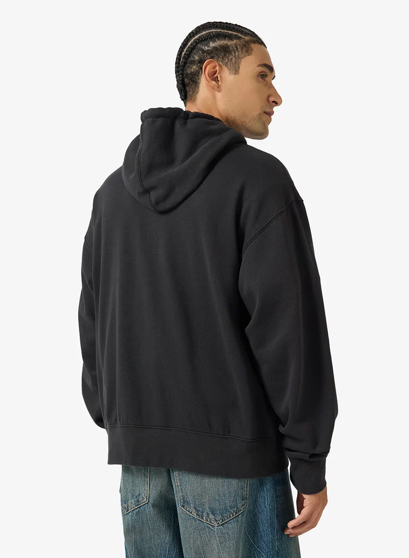 فانز هودي بشعار أساسي