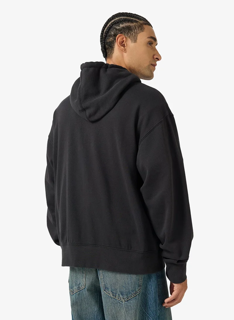 فانز هودي بشعار أساسي