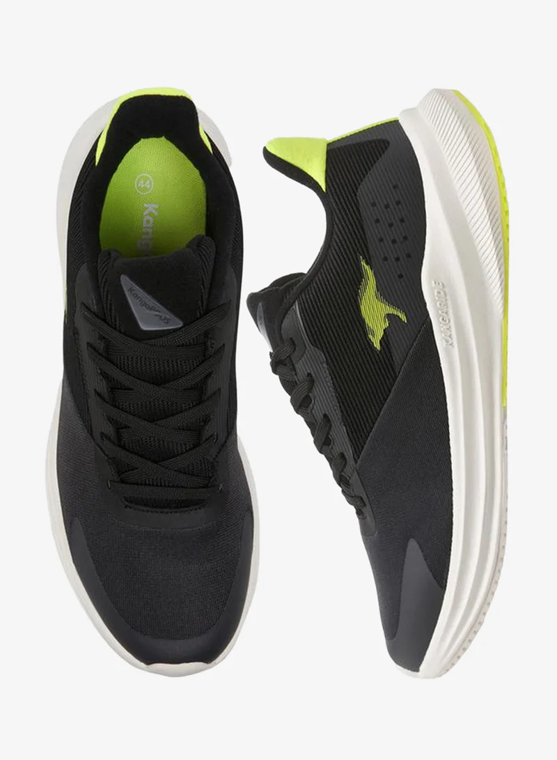 Men Lace-Up Sports Shoes