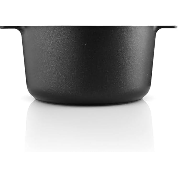 BS Eva Solo Nordic Kitchen Saucepan  15 L  SlipLet NonStick Coating Lightweight Aluminium Oak Handle Scandinavian Design Compatible With All Hob Types Kitchen Pot 24 Cm 45L - Image 4