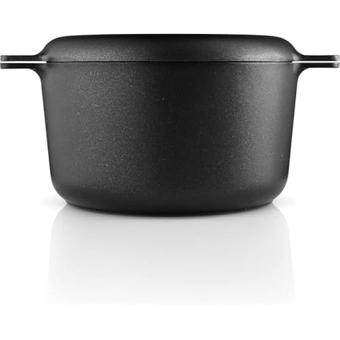 BS Eva Solo Nordic Kitchen Saucepan  15 L  SlipLet NonStick Coating Lightweight Aluminium Oak Handle Scandinavian Design Compatible With All Hob Types Kitchen Pot 24 Cm 45L - Image 2
