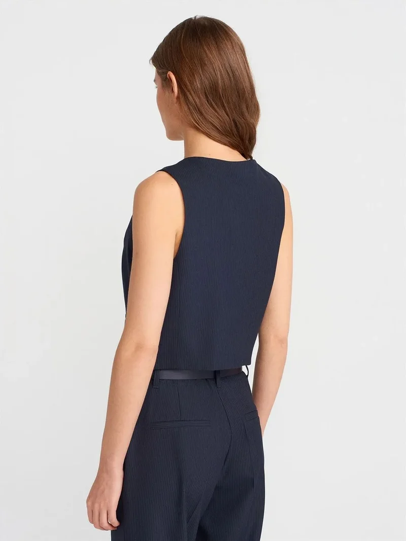 ديلفين Dilvin Cropped V-neck Button Waistcoat