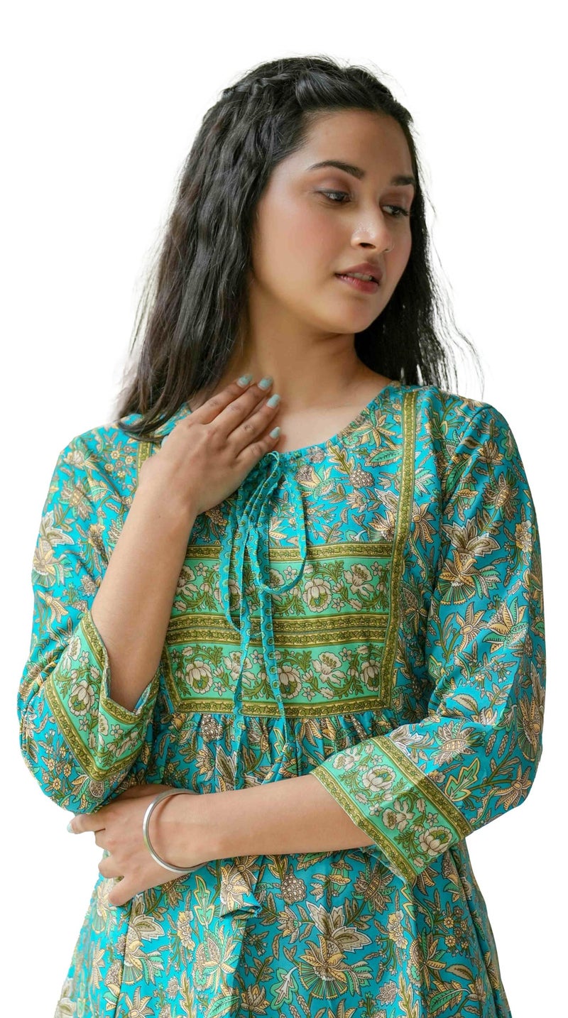 Yash Gallery Polyester Women's Floral Placement Printed 3/4 Sleeve Keyhole Neck Short Kurti (S, Green, Regular Fit) - Image 1