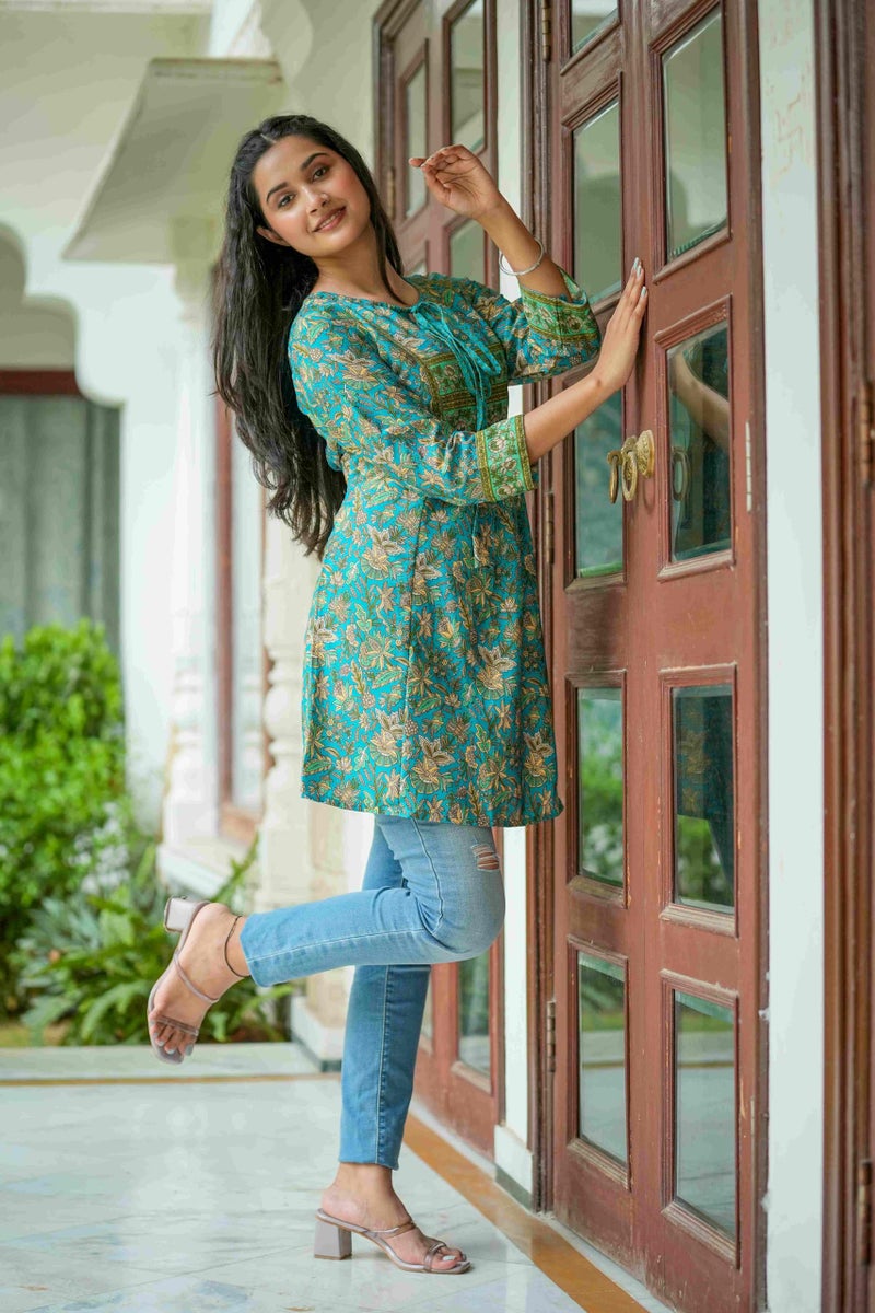 Yash Gallery Polyester Women's Floral Placement Printed 3/4 Sleeve Keyhole Neck Short Kurti (S, Green, Regular Fit) - Image 2