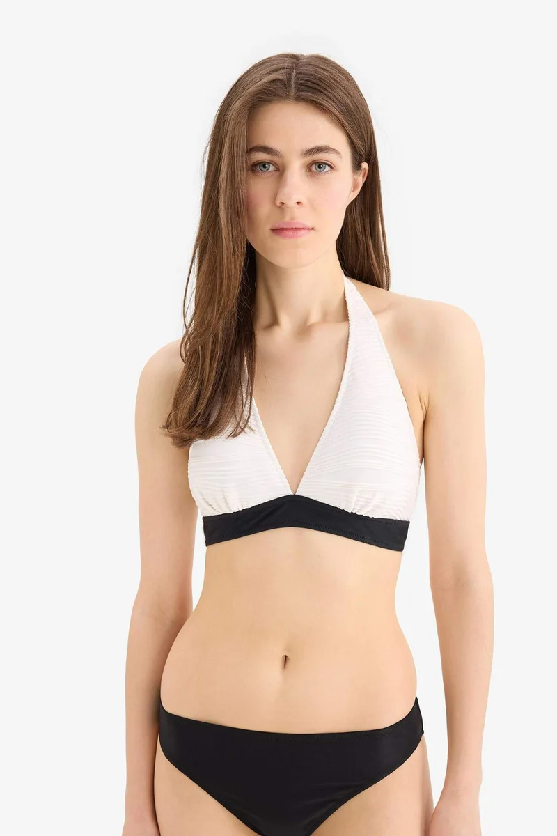 ديفاكتو Fall in Love Regular Fit Bikini Top