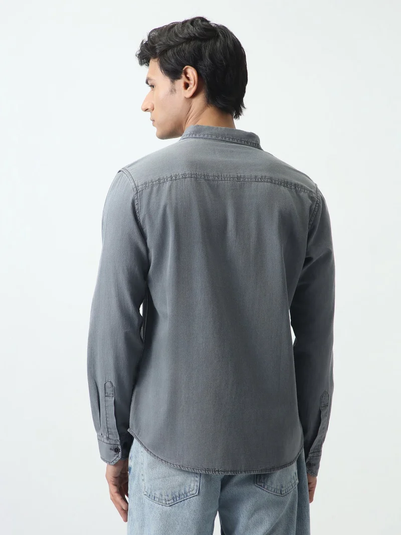 Urbano Fashion  Urbano Fashion Men's Light Grey Regular Fit Full Sleeve Solid Denim Shirt  | Best Price UAE