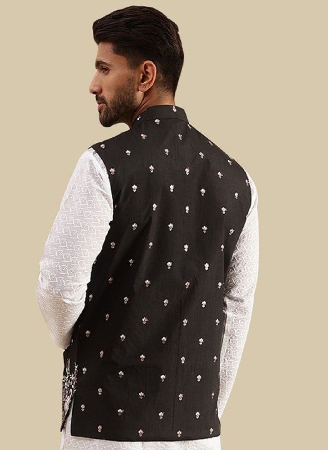 Sojanya Black Embroidered Nehru Jacket for Men - Image 4