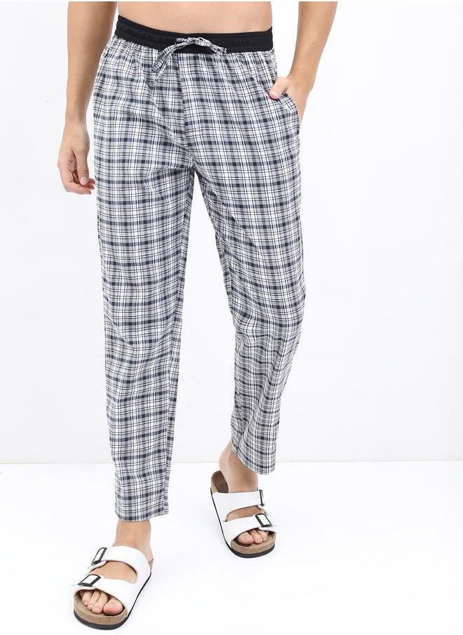 Checked Plaid Mid Rise Lounge Pants - pzsku/Z0A72B6C8E80585FD4090Z/45/_/1720784857/a0d09992-e11c-4b45-bfe2-d98369de9c01