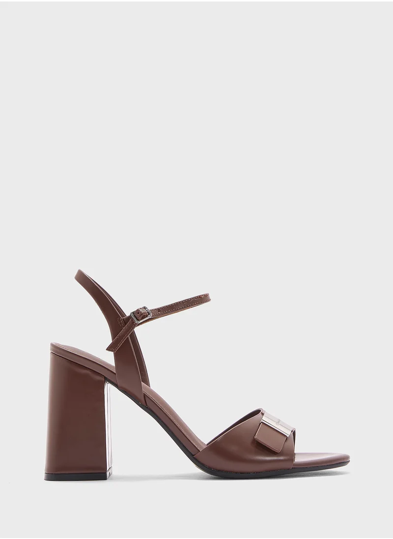 كالفن كلاين Causal High Heel Sandals