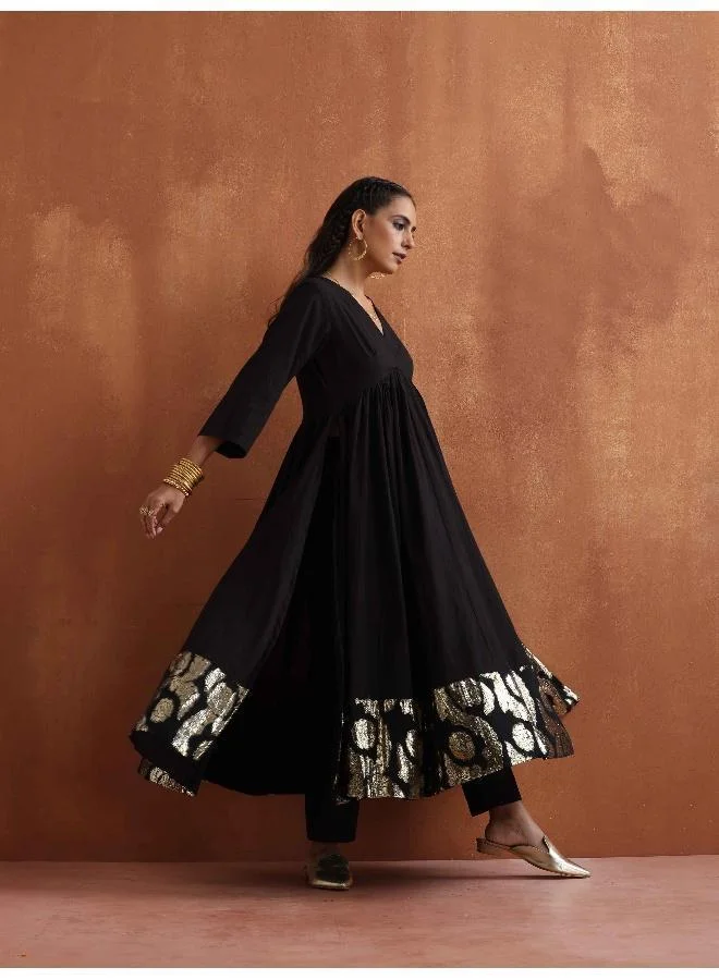 ترو برونز trueBrowns Black Metallic Flared Anarkali Kurta Set