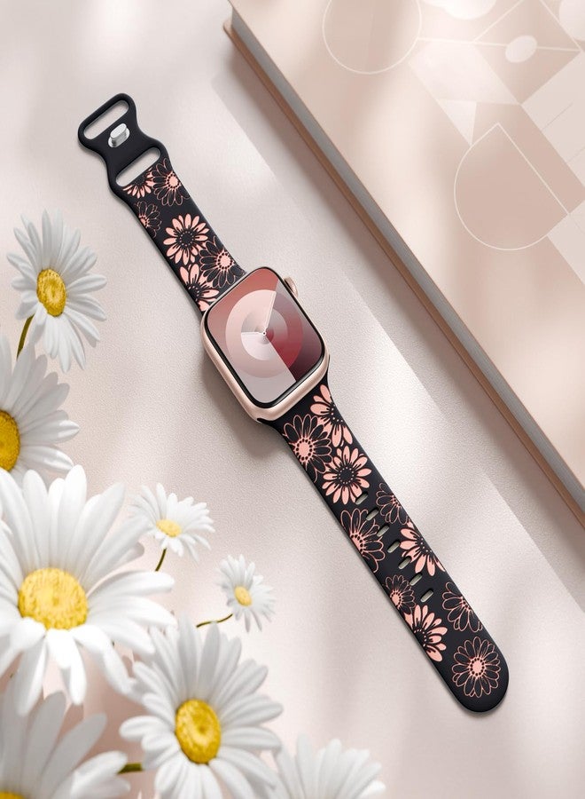 داجين سوار DaQin محفور عليه زهور، متوافق مع ساعات Apple Watch النسائية بمقاسات 40 مم، 41 مم، و38 مم. سوار رياضي أنيق بلونين من السيليكون الناعم مزين بالزهور، متوافق مع ساعات Apple Watch SE وiWatch Series 9، 8، 7، 6، 5، 4، 3، 2، و1، باللونين الأسود والوردي. - Image 3
