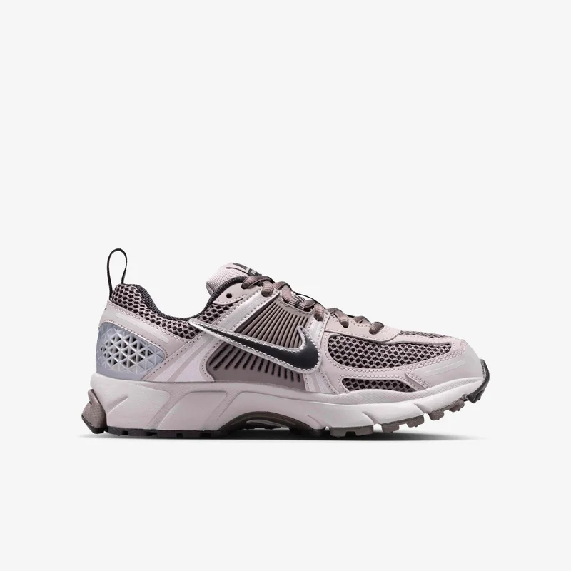 Nike Kids' Vomero 5 Shoes
