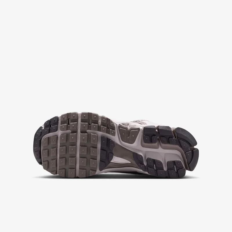 نايكي حذاء فوميرو 5 للاطفال