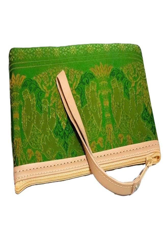 DeLegarde Traditional Brocade Clutch Wallet for Women, Green and Gold, 18 x 9.5 cm - Image 5