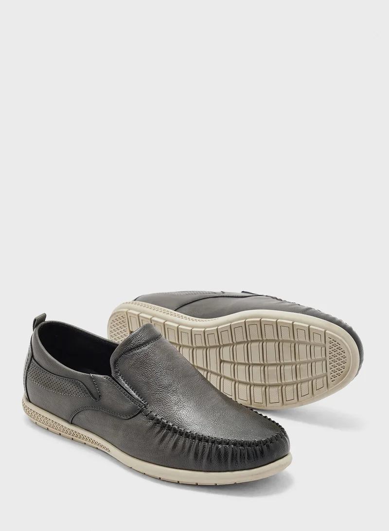 Robert Wood Casual Wear Slip Ons