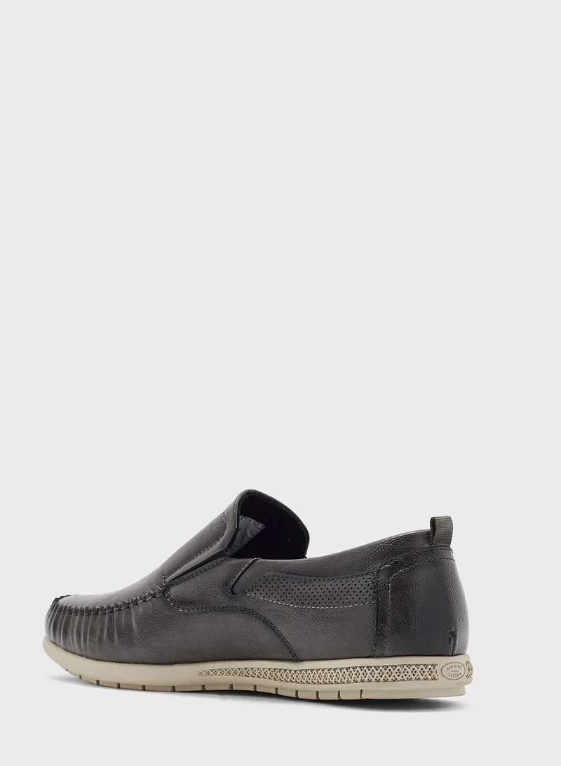 Robert Wood Casual Wear Slip Ons