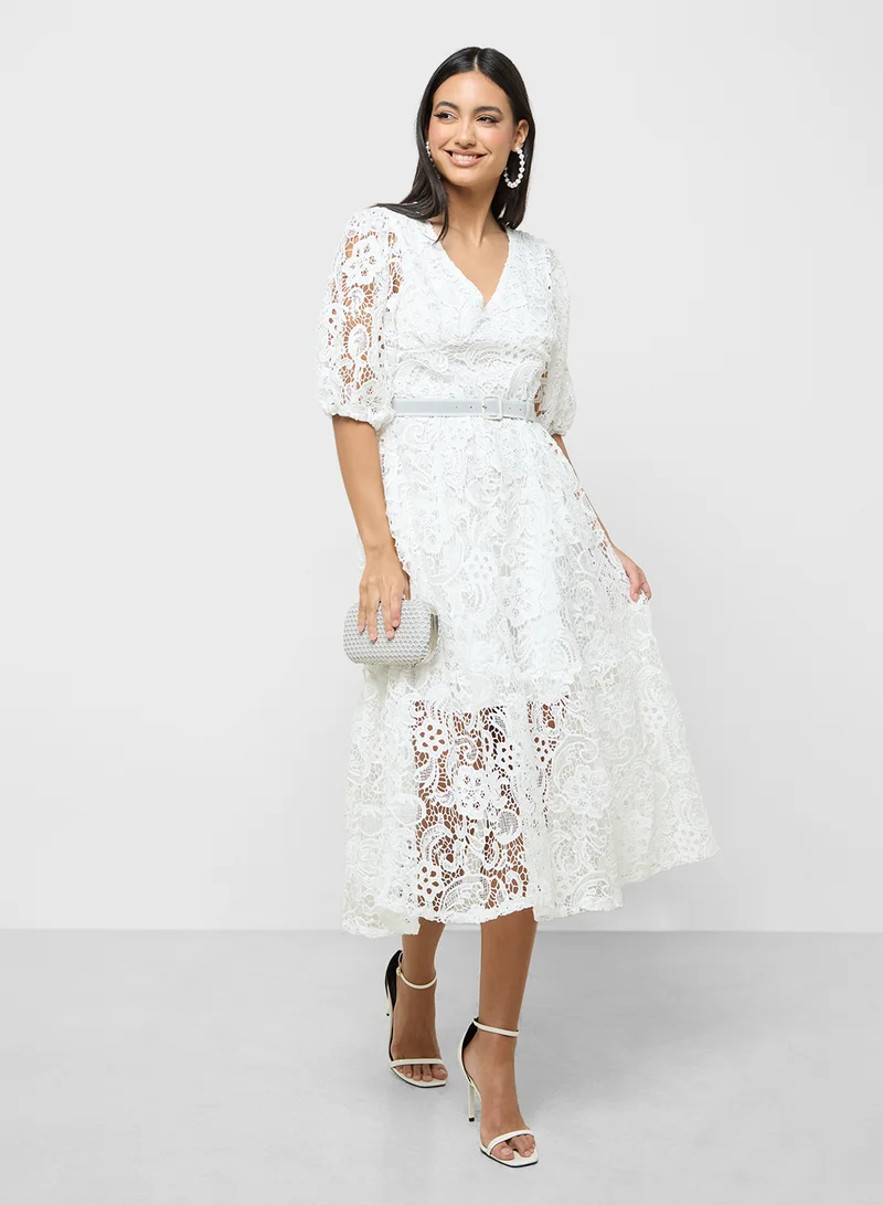 ايلا Lace Belted Dress