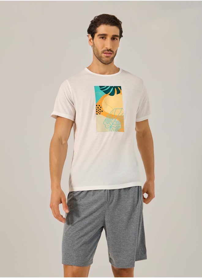 Styli Graphic Printed T-Shirt & Shorts Pajama Set  - Image 2