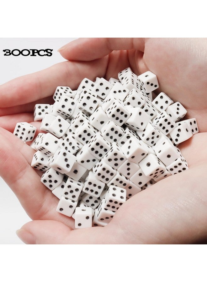 Bbiamsleep 300 Pieces Dices Set Mini Dice 6 Sided Game Dices Tiny Square Corner Dice (0.27 Inch/7Mm) - Image 3