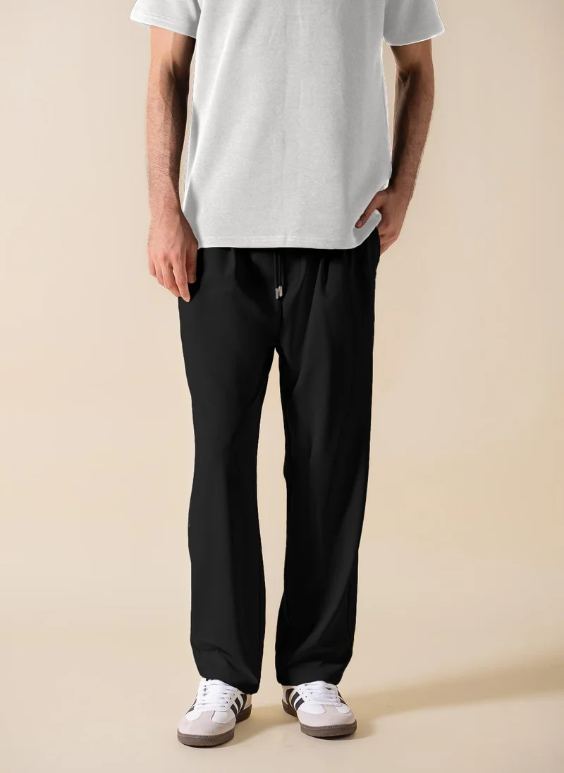 DETAIL TEXTURED COMFORT TROUSERS