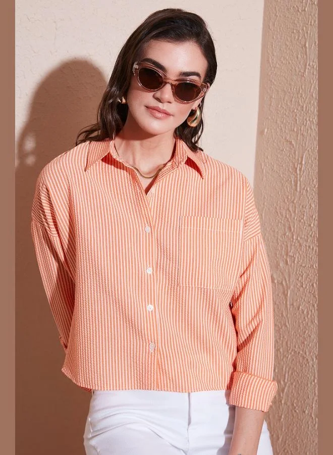 ليلا قميص نسائي مخطط بجيوب صدر بقصة عادية