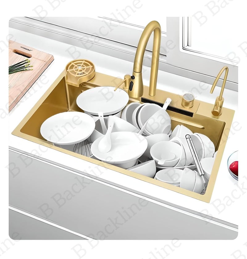 B BACKLINE حوض مطبخ B Backline من الفولاذ المقاوم للصدأ 304 مع صنبور قابل للسحب ووضع شلال، صنبور مياه معدني RO، غسالة زجاج، سلة فواكه، لوح تقطيع، حوض مطبخ 30 × 18 × 9 بوصة، ذهبي - Image 2