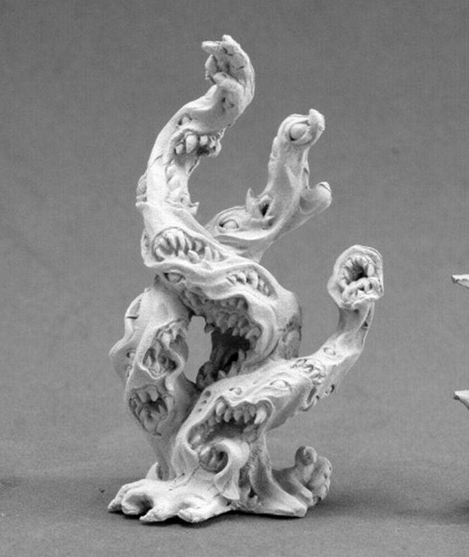 Reaper Dark Heaven Legends Gravewailer Miniature Reaper - Image 2