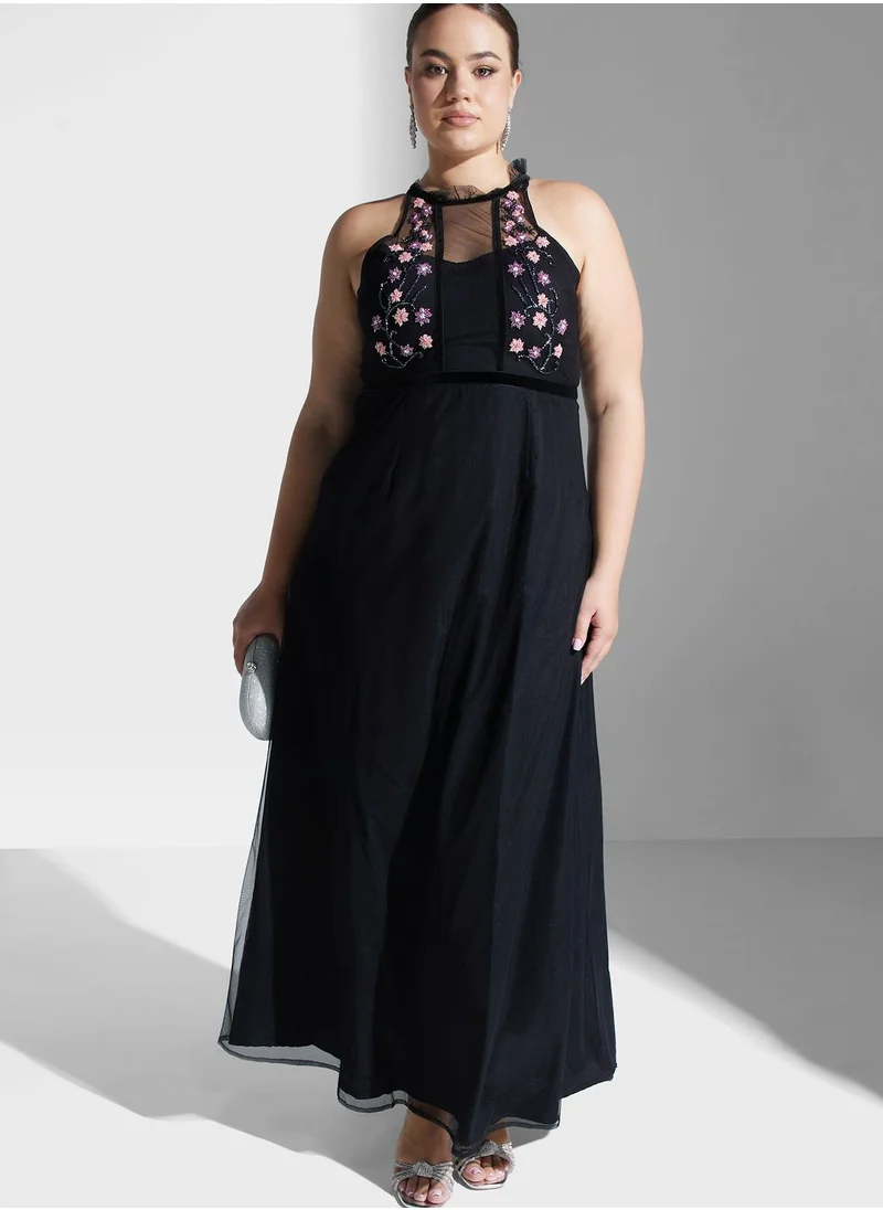 Ella Limited Curve Embroidered Detail A-Line Dress