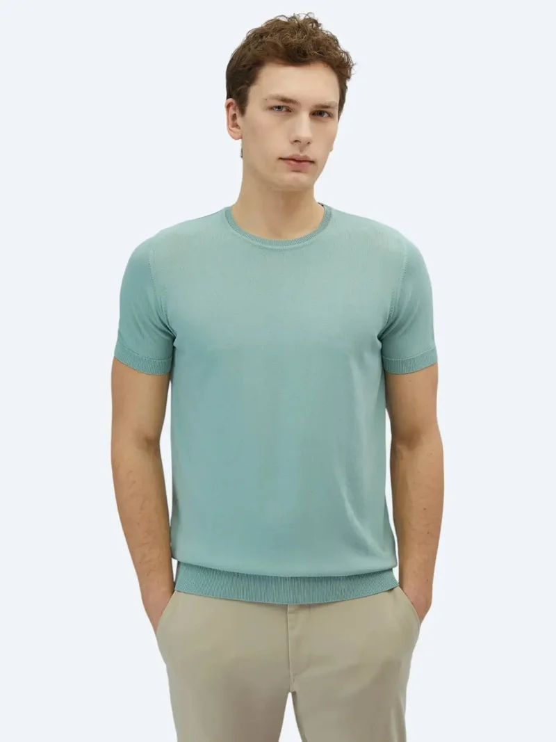 كيب شاهد الملابس المحبوكة الخضراء