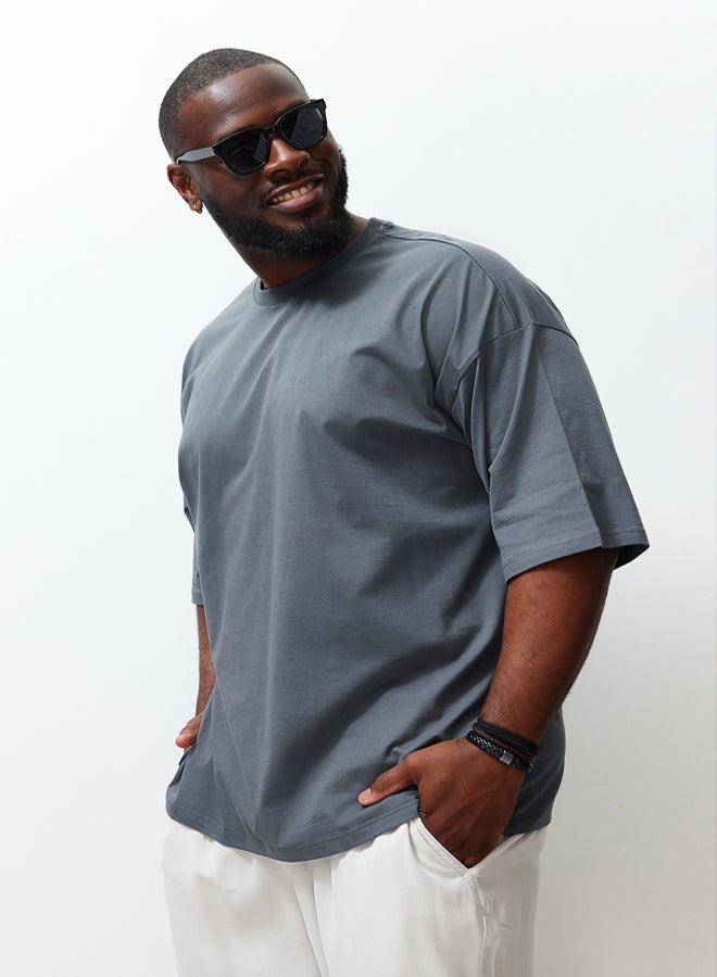 trendyol Anthracite Men's Oversize/Wide Cut Comfortable Basic  Crew Neck Plus Size T-Shirt - Image 1