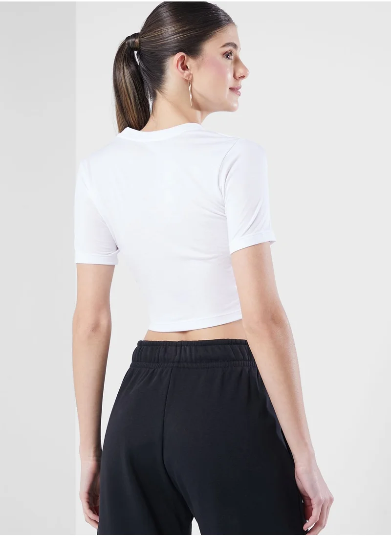 Nike Nsw Essential Slim Cropped Top