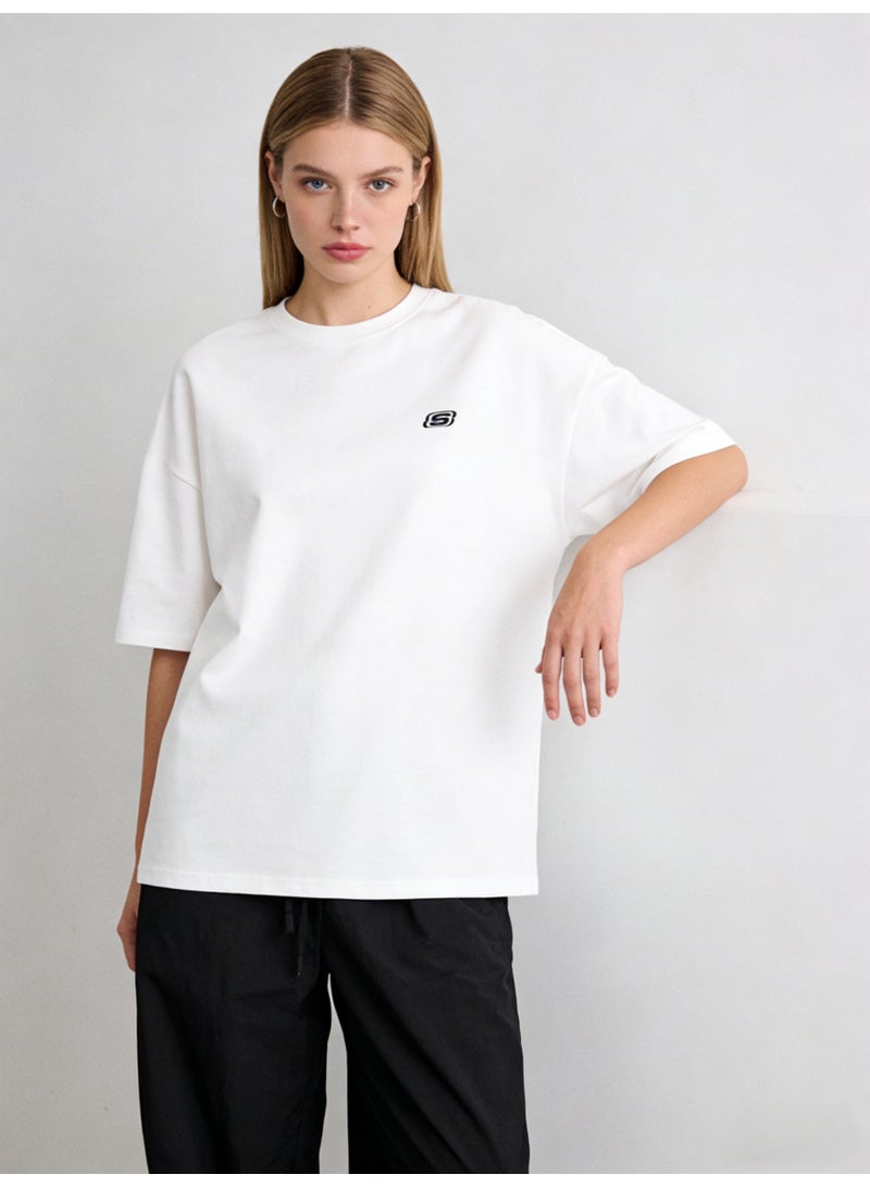 سكيتشرز Skechers Unisex Minimalist Logo Embroidered Oversized Crew Neck T-Shirt - Casual Cotton Short Sleeve Tee for Men and Women - Image 1