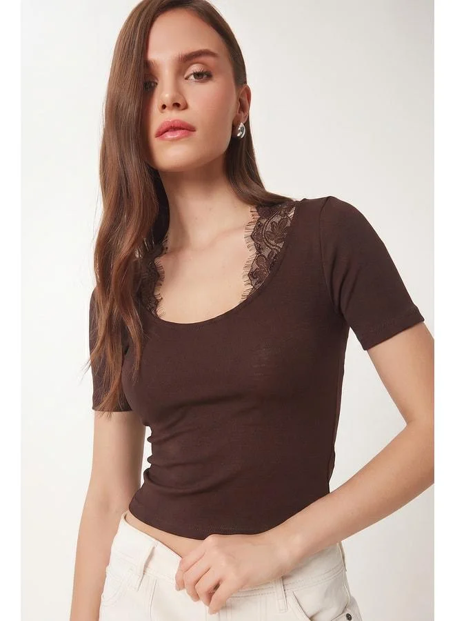 Lovely Istanbul Lace Neck-Open Knit T-shirt LMW0035 Brown