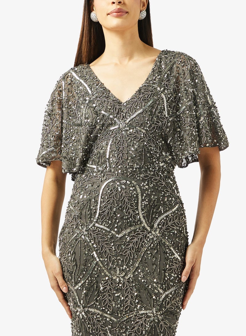 بيوت فستان ماكسي مزين بياقة على شكل حرف - Image 3