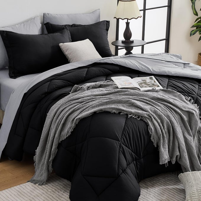 QUEEN COMFORTER SET 7PIECE ALL SEASON BED IN A BAG QUEEN ULTRA SOFT BEDDING SET WITH COMFORTER FLAT SHEET FITTED SHEET PILLOWCASES PILLOW SHAMS BLACK LIGHT GREY