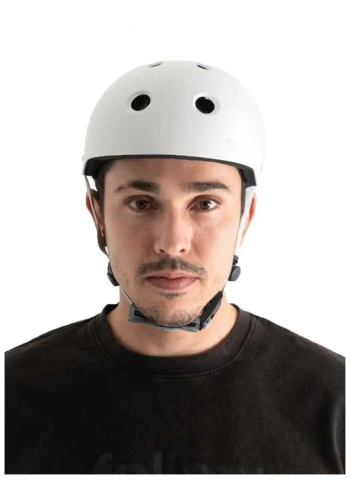 follow PRO HELMET - Image 1
