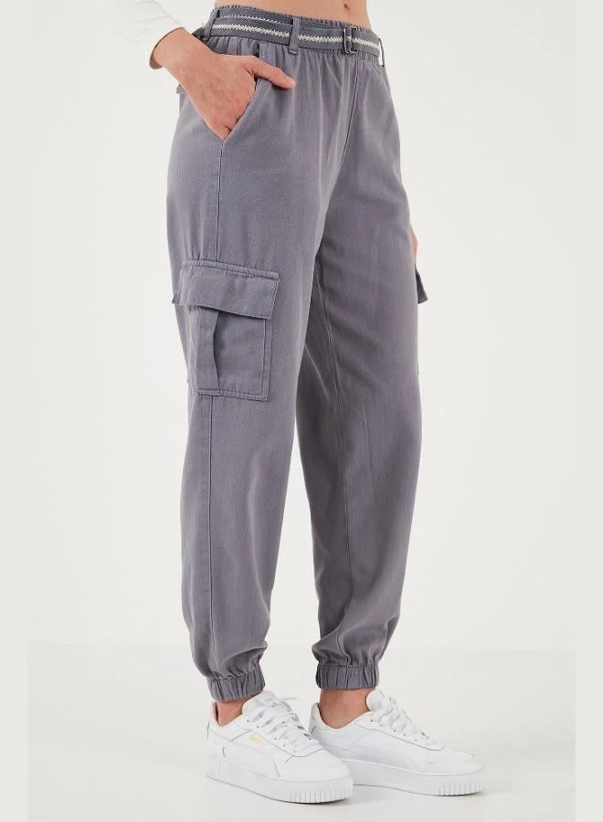 ليلا بنطلون رياضي نسائي بخصر عادي ورباط مطاطي عند الساق وحزام من قطن ليلا