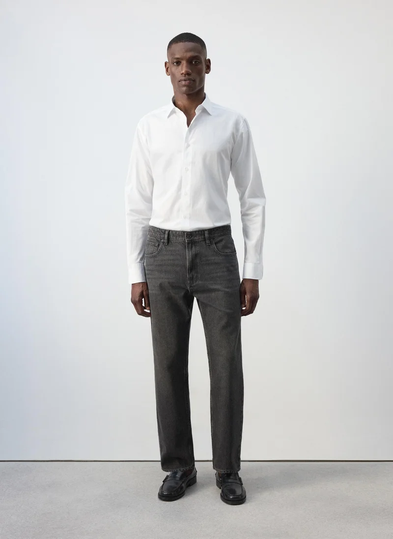 Mango Man TU-TEJANO GRIS OSCURO Moby Relaxed Fit Dark Wash Jeans for Men | Best Price UAE