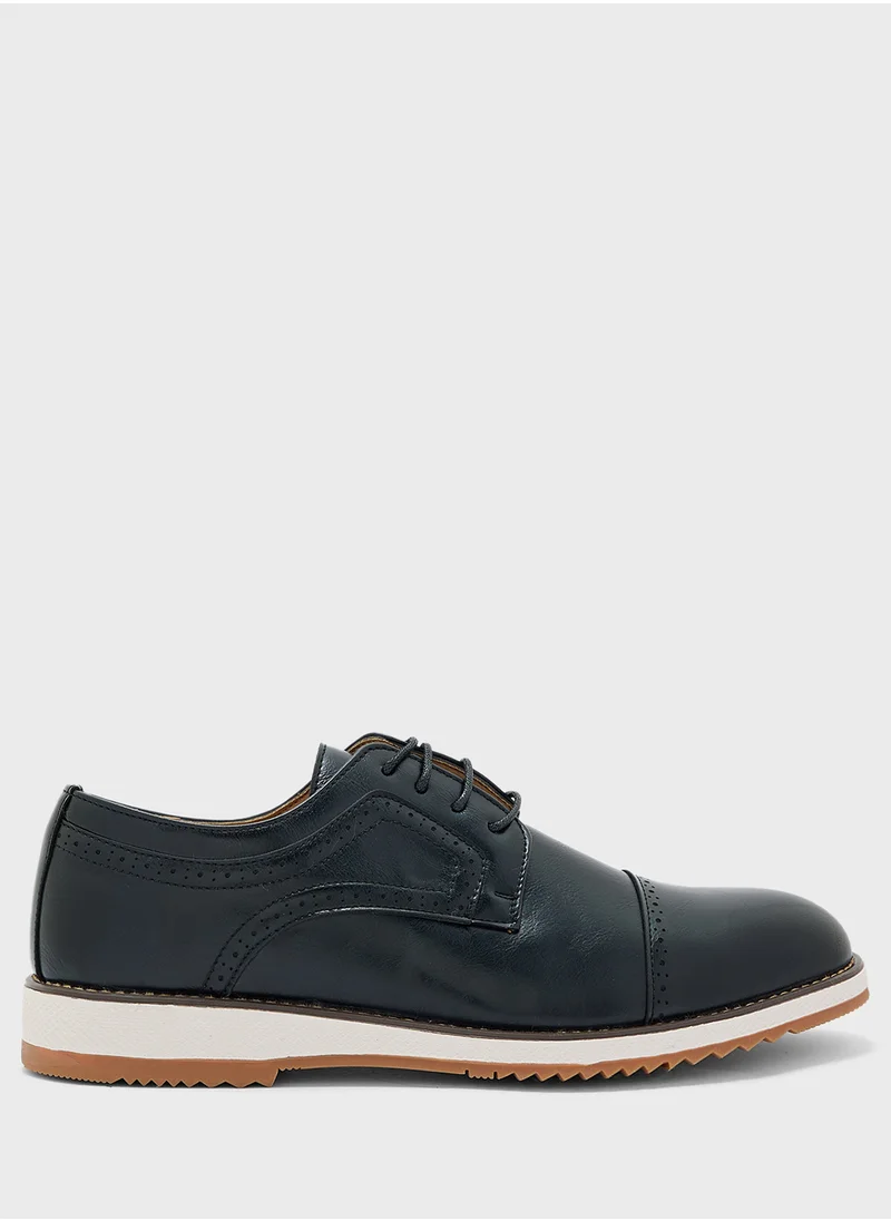 Robert Wood Preforation Detail Casual Lace Ups