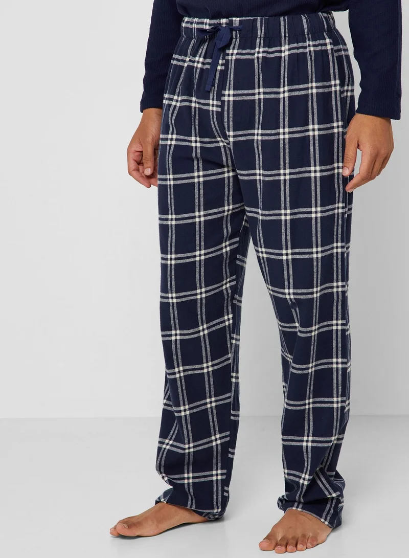 Lounge District Checked Pyjama Set