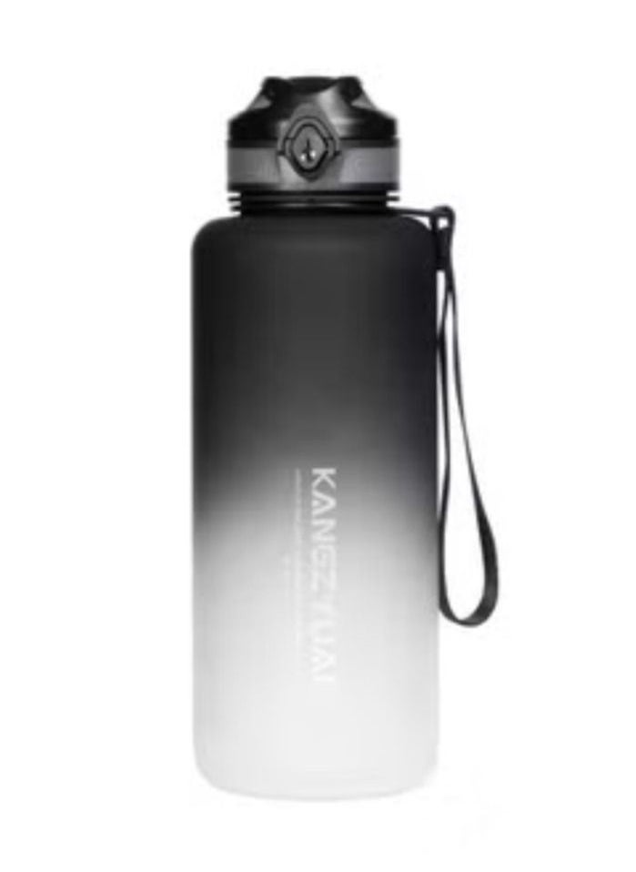 KANGZYUAN - Sports Water Bottle 1500ML High Capacity Protein Shaker Outdoor Travel Portable Leakproof Drinkware Plastic Drink Bottle BPA Free 1.5L Black and White - Image 1