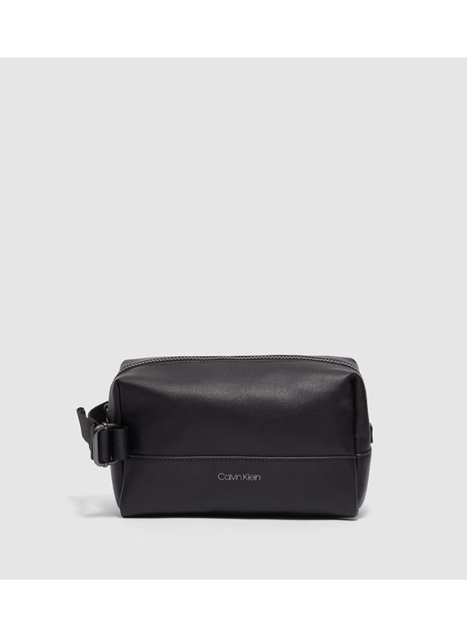 CALVIN KLEIN JEANS PLUS Calvin Klein Utility Napa CK Washbag Black, CK Black\menbag039  - Image 1