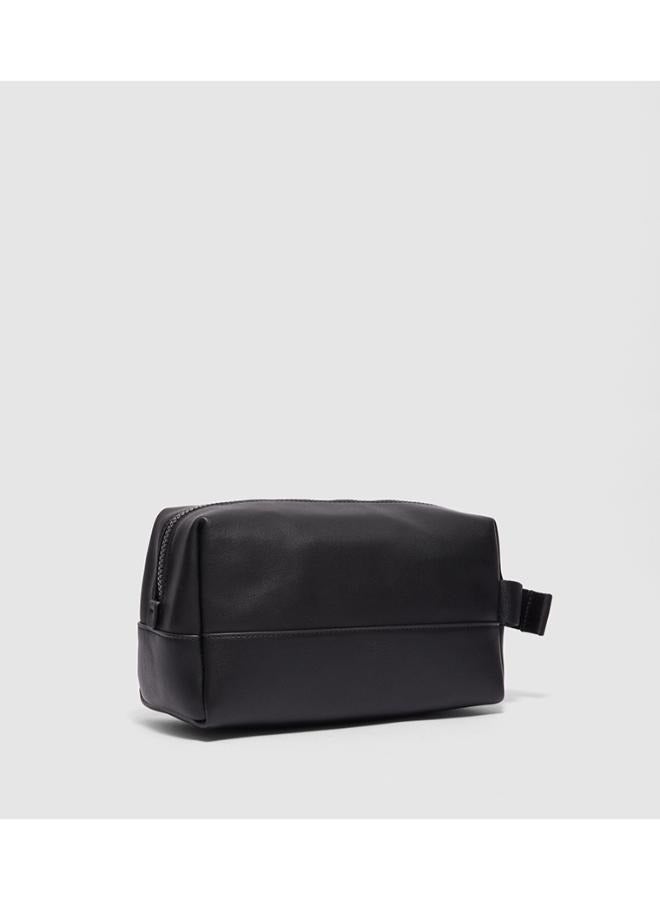 CALVIN KLEIN JEANS PLUS Calvin Klein Utility Napa CK Washbag Black, CK Black\menbag039  - Image 4