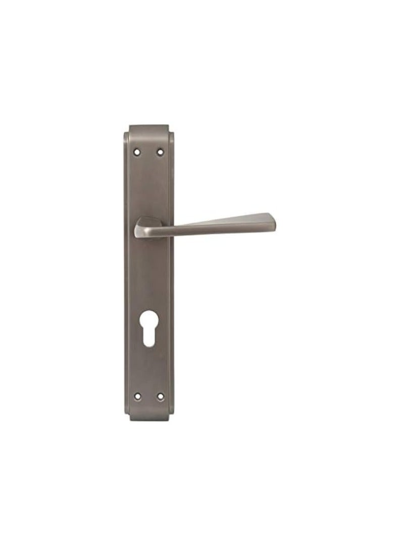 KNP KNP Door Lockset 85MM precision-engineered mechanism offers smooth operation and enhanced durability, making it a trusted choice for everyday security.