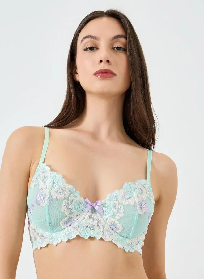 تايك تو مجموعة من حمالة صدر مبطنة بأسلاك مطرزة بالأزهار وسروال داخلي